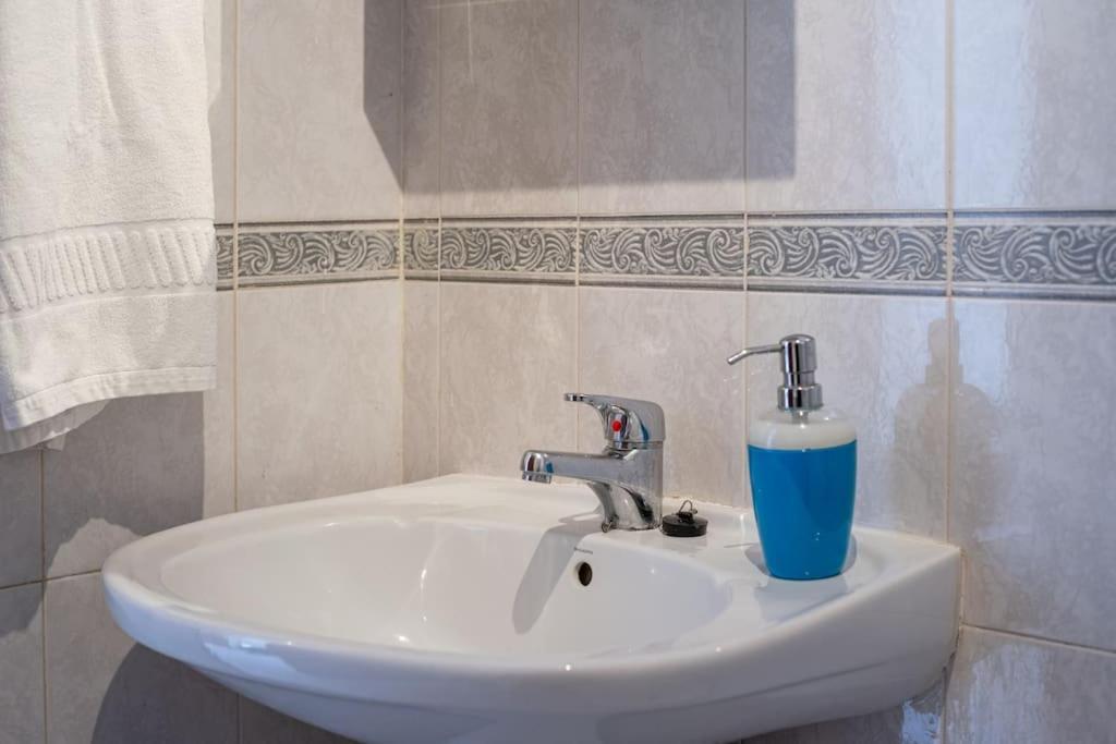 Blife Allya Private Rooms Фару Экстерьер фото